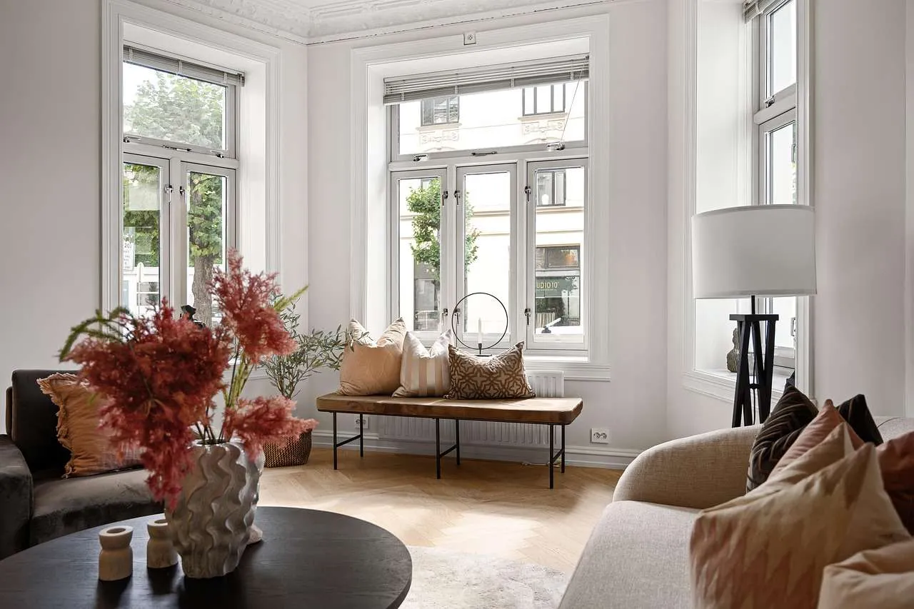 Home Window Tinting Near Me: Pro Guide